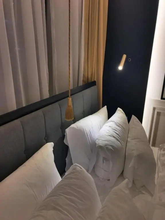 Cord to turn off lights