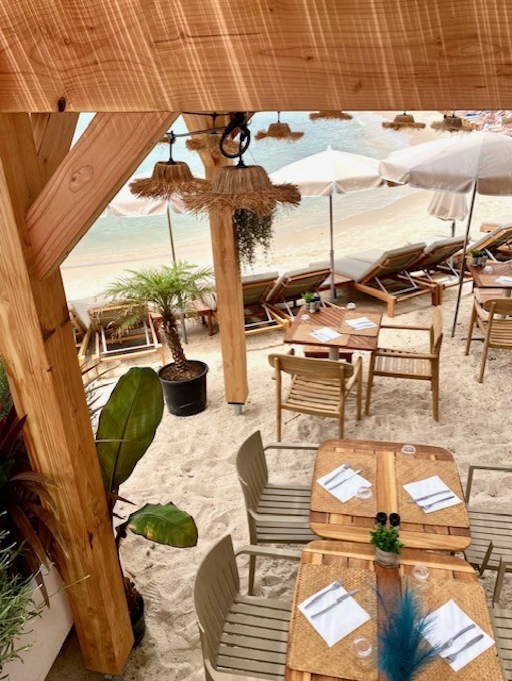Antibes café