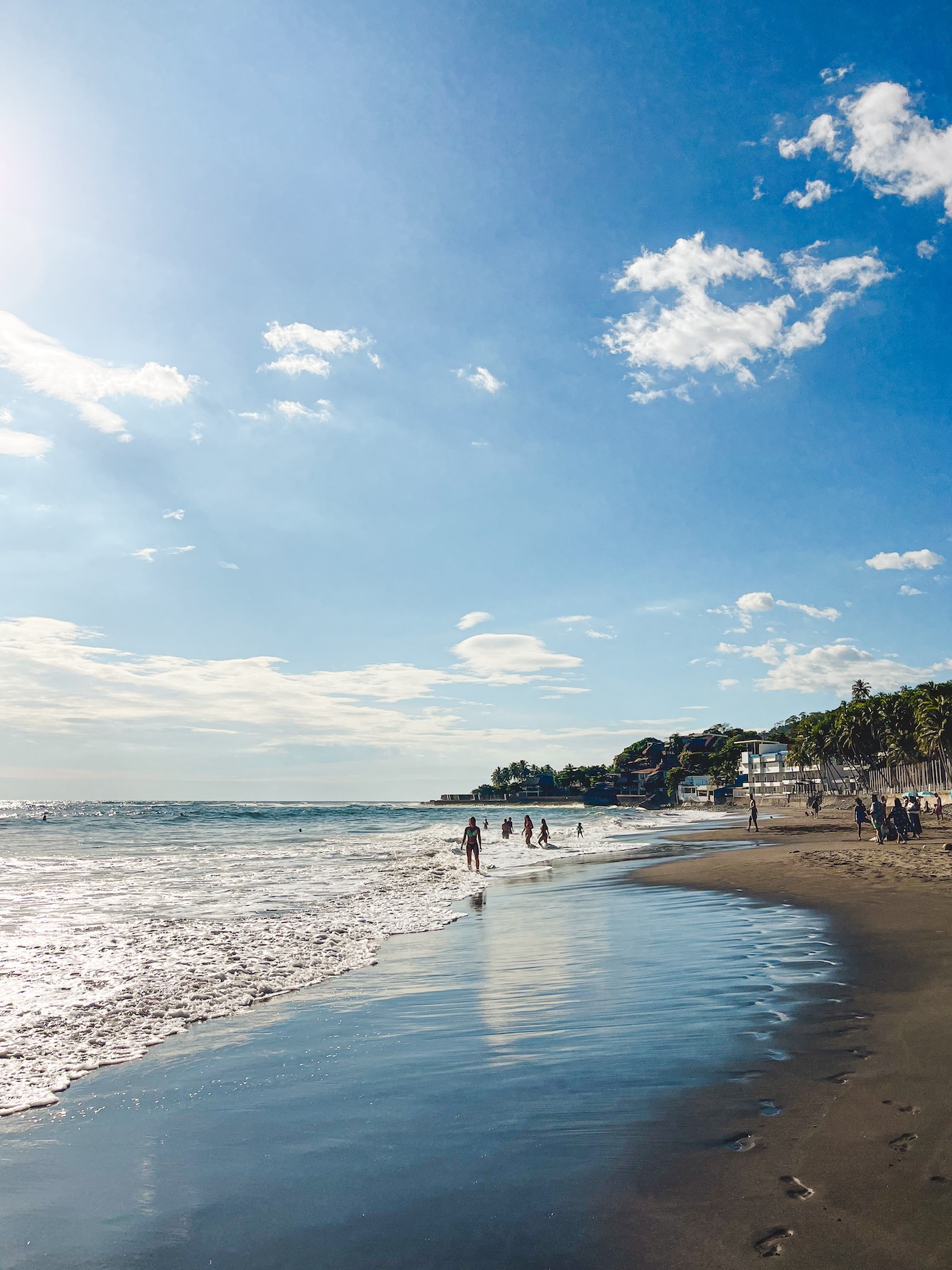 El Tunco beach
